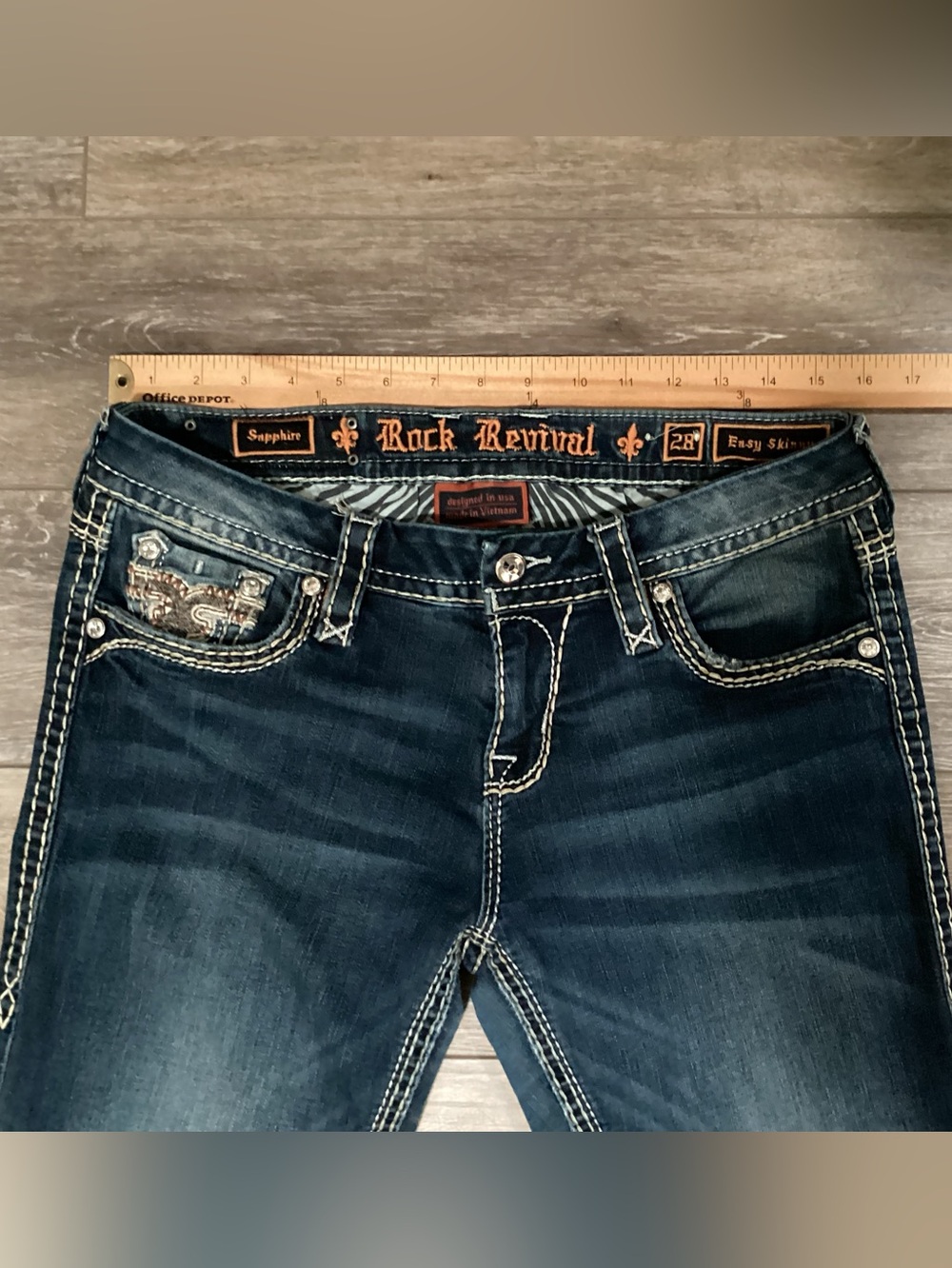 Rock Revival Sapphire Easy Skinny Jeans with Embroidered Pockets - Picture 4 of 7